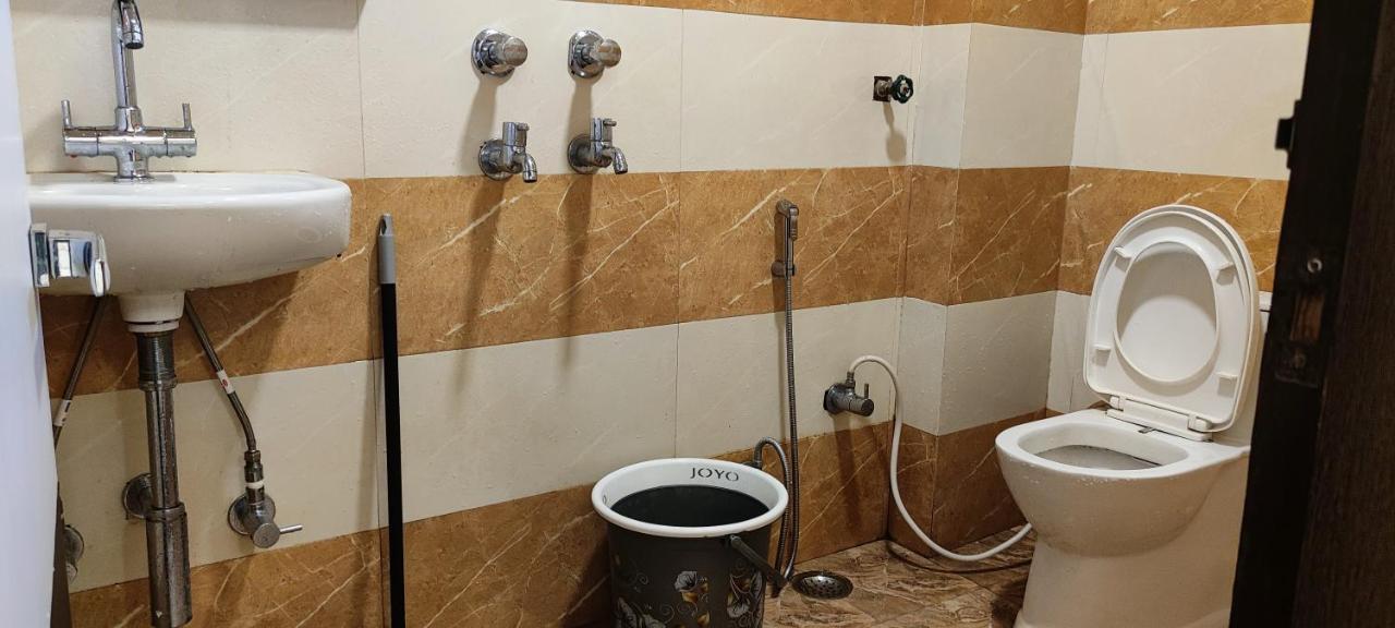 Ks Paying Guest House Varanasi Exterior foto